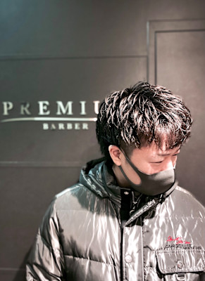 束感ウルフスタイル《五反田／理容室/バーバー/ビジネス》