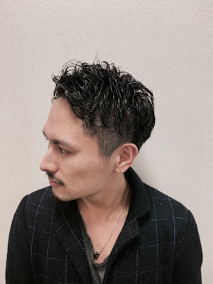 セクシーパーマスタイル