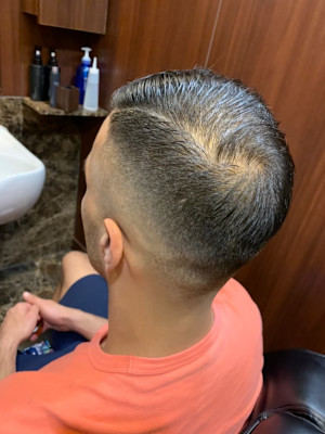 フェード　五反田　床屋　理容室