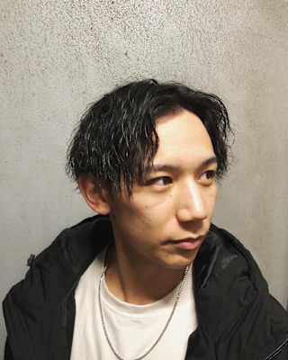 センタースパイラルパーマ