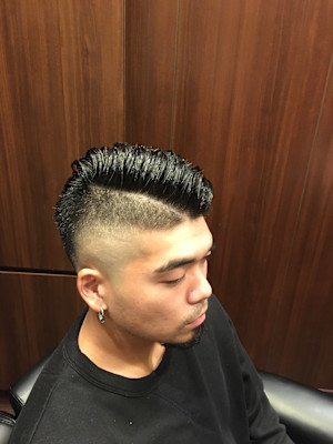 震災スキンフェード