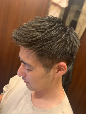 ハサミで作る前上げベリーショート