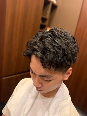 形状記憶パーマ《五反田／理容室/バーバー/ビジネス》