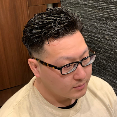 スキンフェードパーマスタイル《五反田／理容室/バーバー/ビジ