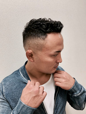 スキンフェード《五反田／理容室/バーバー/ビジネス》