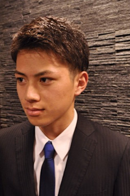 ツヤ感大人のビジネス七三