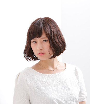 美人ボブで旬顔に