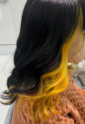 インナーカラー　ネオンイエロー