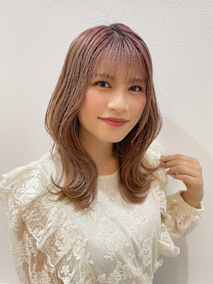 ピンクベージュ外ハネくびれ