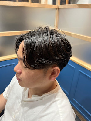 ニュアンスパーマ×センターパート