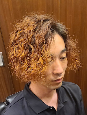 強めスパイラルパーマ