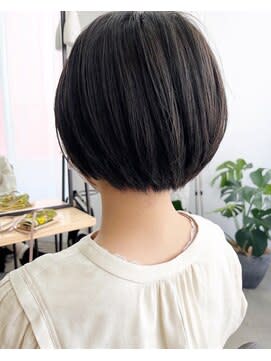 ease et motion×ショートボブ