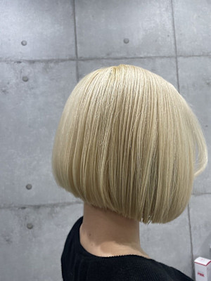 プラチナブロンド