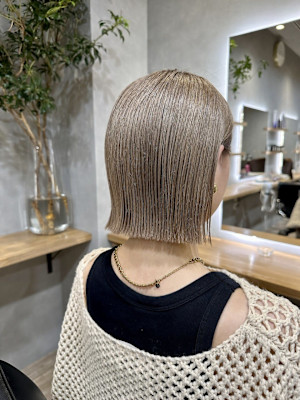 20代/30代/ボブ/切りぱなし/外はね/ベージュ/ブロンド