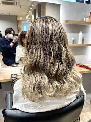 20代/30代/バレイヤージュ/白髪ぼかし/透明感カラー