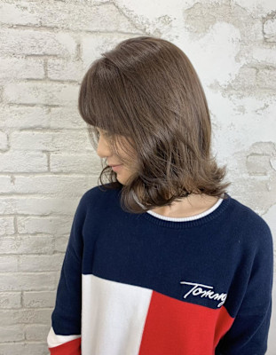 グレージュ/ベージュカラー【池袋・池袋東口・池袋駅】