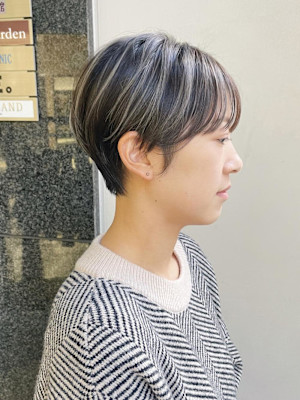 大人ハイライト/ショートヘア/アッシュカラー30代40代