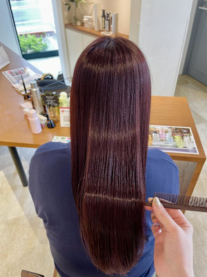 大人女性に人気　艶髪カシスピンク☆小林