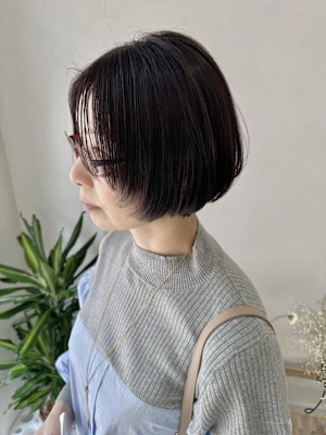 顔回りレイヤー/ショートボブ/アースカラー/ニュアンスカラー