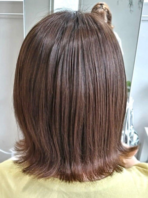 オリーブブラウン