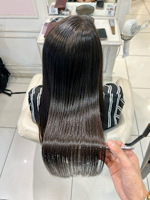 ツヤツヤ縮毛矯正