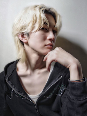 メンズウルフ/ダブルカラー/ホワイトカラー/ブロンド/ウルフ