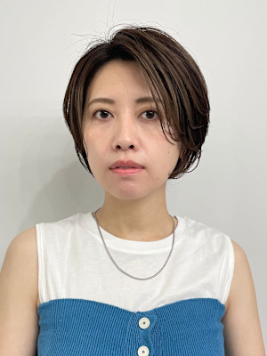 大人丸みショート