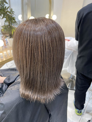 白髪ぼかしハイライト　グレージュカラー　（千田）