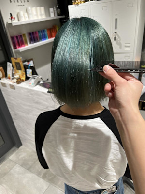 姫カットカールセミディシアーカラー