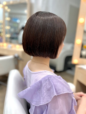 ブラウンベージュ×ミニボブヘア☆