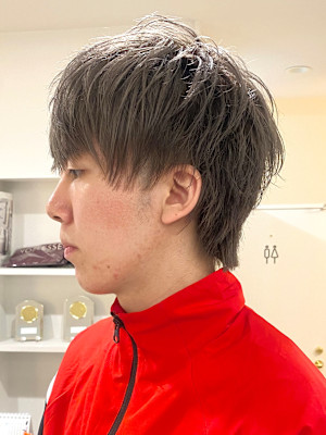 刈り上げないマッシュ/グレージュカラー