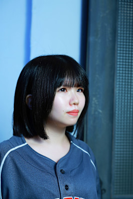 ロングから切りっぱなしボブへ可愛らしくイメチェン