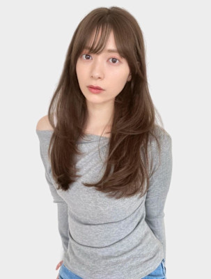 シースルーバング　くびれヘア　韓国ヘア　ナチュラルブラウン