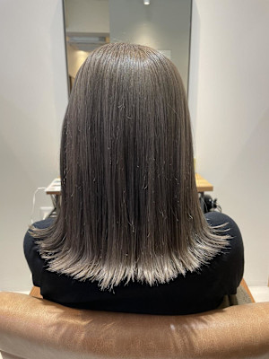 ハイトーンミルクティーベージュ