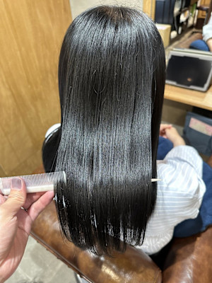 美髪　カットカラー