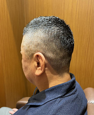 銀座　理容室　ベリーショート