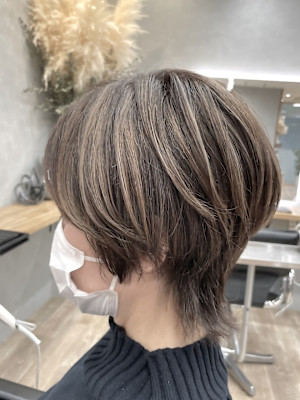 G 白髪ぼかしハイライト/ショート