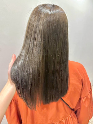 【pignon】透明感オリーブベージュ　アッシュ　セミロング