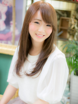 斜めバングが大人かわいい、、柔らかワンカール　レイヤーロング