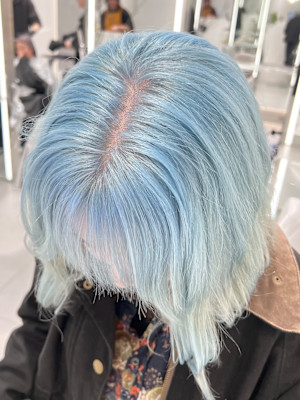 ペールブルー×ホワイトニュアンス