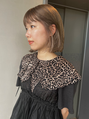 ボブの柔らかミルクティベージュ