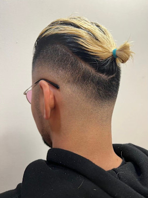 S.feel柳生店×スキンフェード