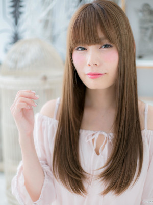 透け感☆大人かわいい小顔ミルキーベージュ　レイヤーロング