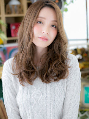 バレイヤージュ外国人風小顔抜け感ブラウン　カーキベージュ