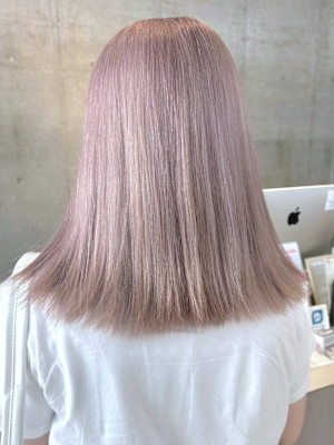 ハイミルクティーベージュ　ダブルカラー　セミロング　ホワイト