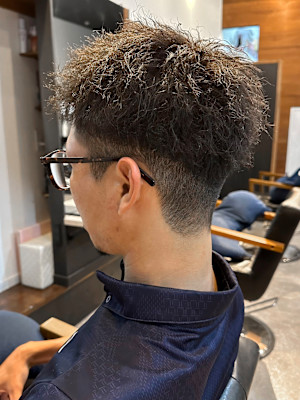 【IRIE 赤坂】ツイストパーマ×スパイキーショート