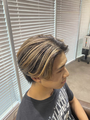 ウルフアッシュブラックカルマパーマベリーショート