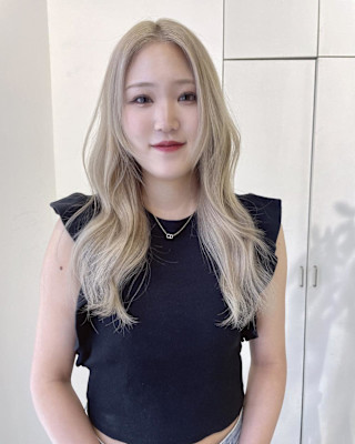 【rizu】#ホワイトベージュ #ブロンド