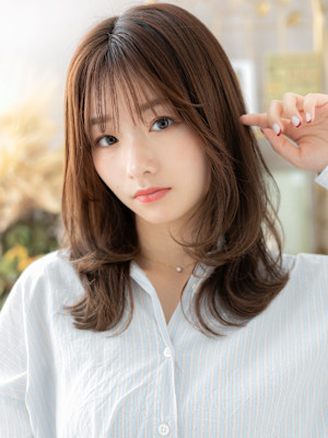 大人かわいい外国人風ナチュラルくびれミディ　ミルクティピンク