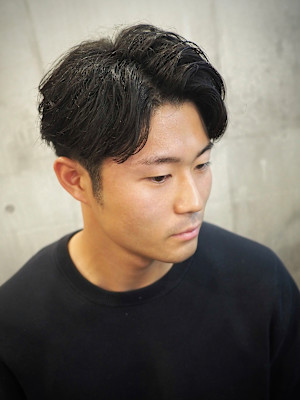 自然な仕上がり　ナチュラルパーマスタイル